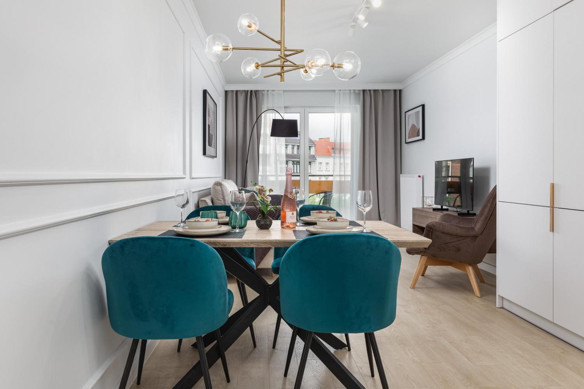 Plac Slowianski Apartments With Balcony Swinoujscie Center By Noclegi Renters Екстериор снимка
