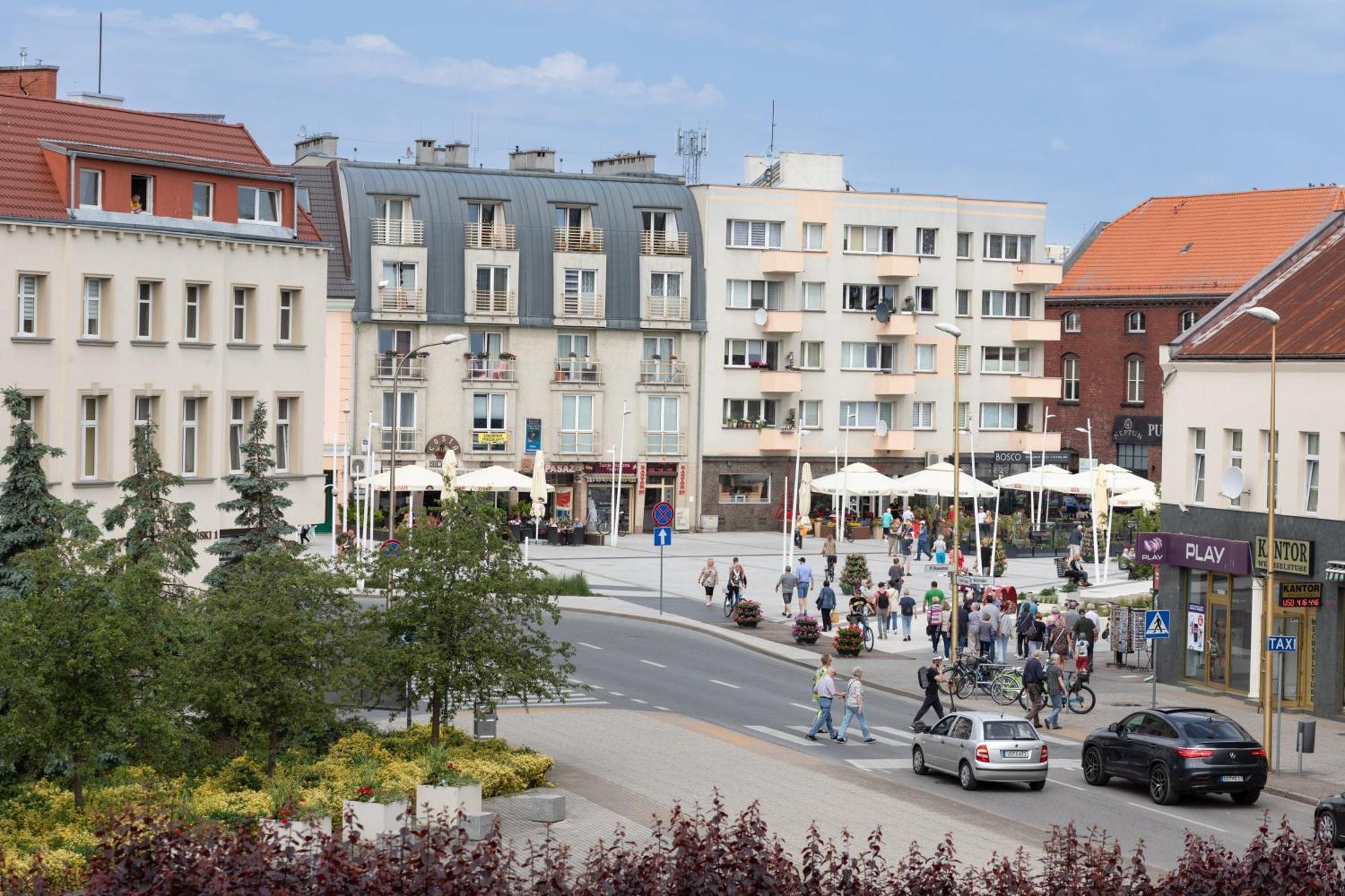 Plac Slowianski Apartments With Balcony Swinoujscie Center By Noclegi Renters Екстериор снимка
