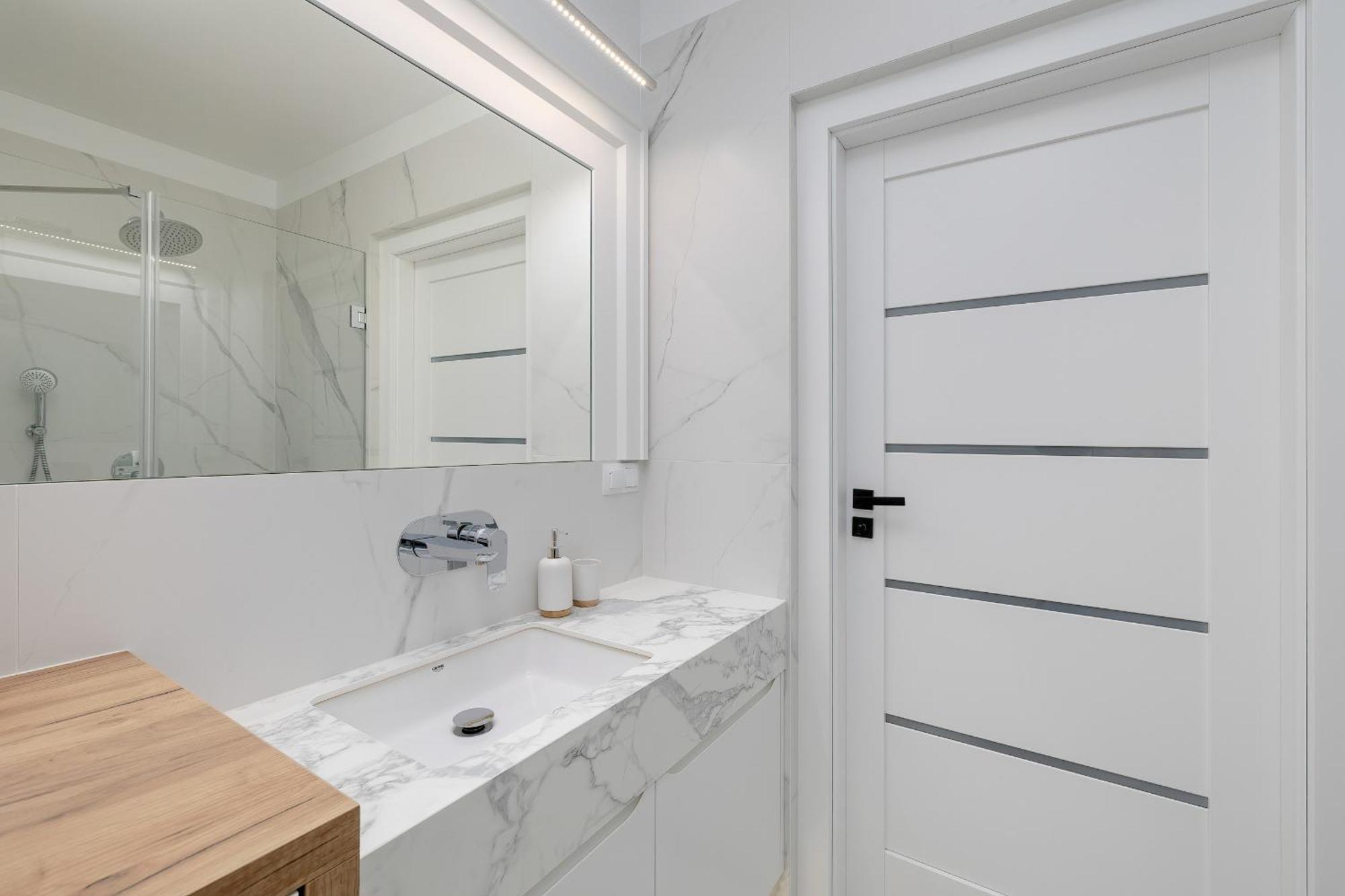 Plac Slowianski Apartments With Balcony Swinoujscie Center By Noclegi Renters Екстериор снимка