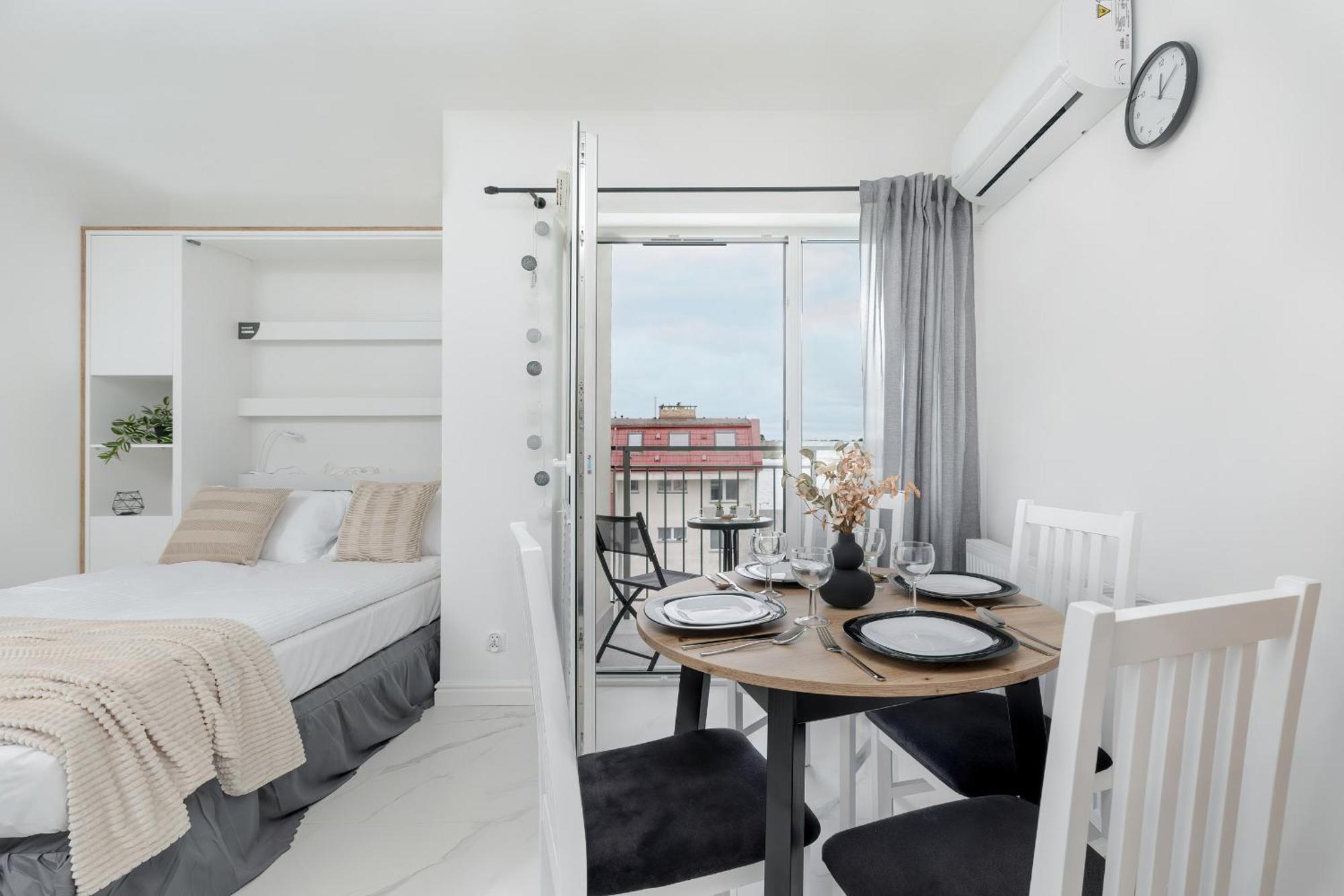 Plac Slowianski Apartments With Balcony Swinoujscie Center By Noclegi Renters Екстериор снимка