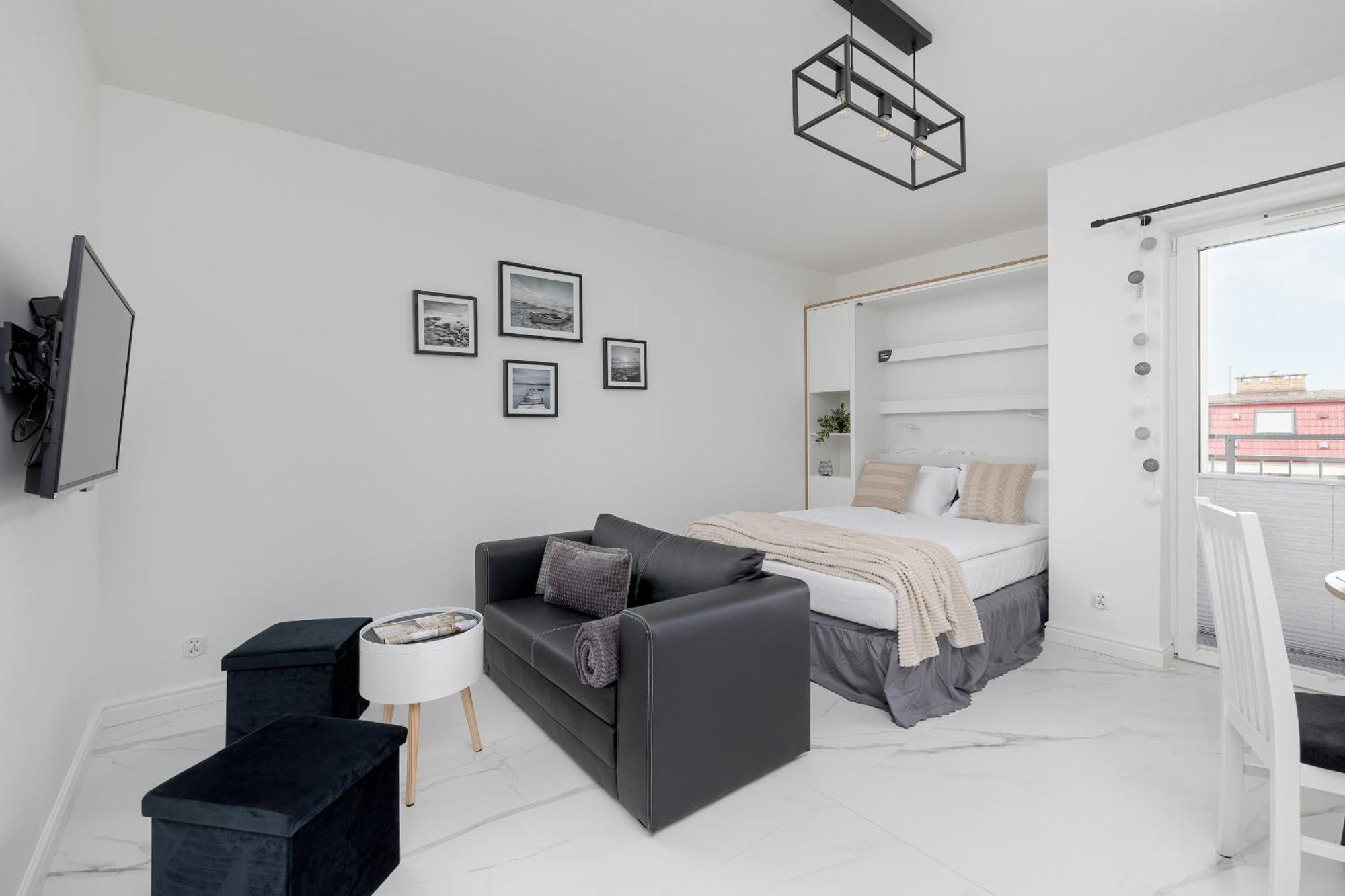 Plac Slowianski Apartments With Balcony Swinoujscie Center By Noclegi Renters Екстериор снимка